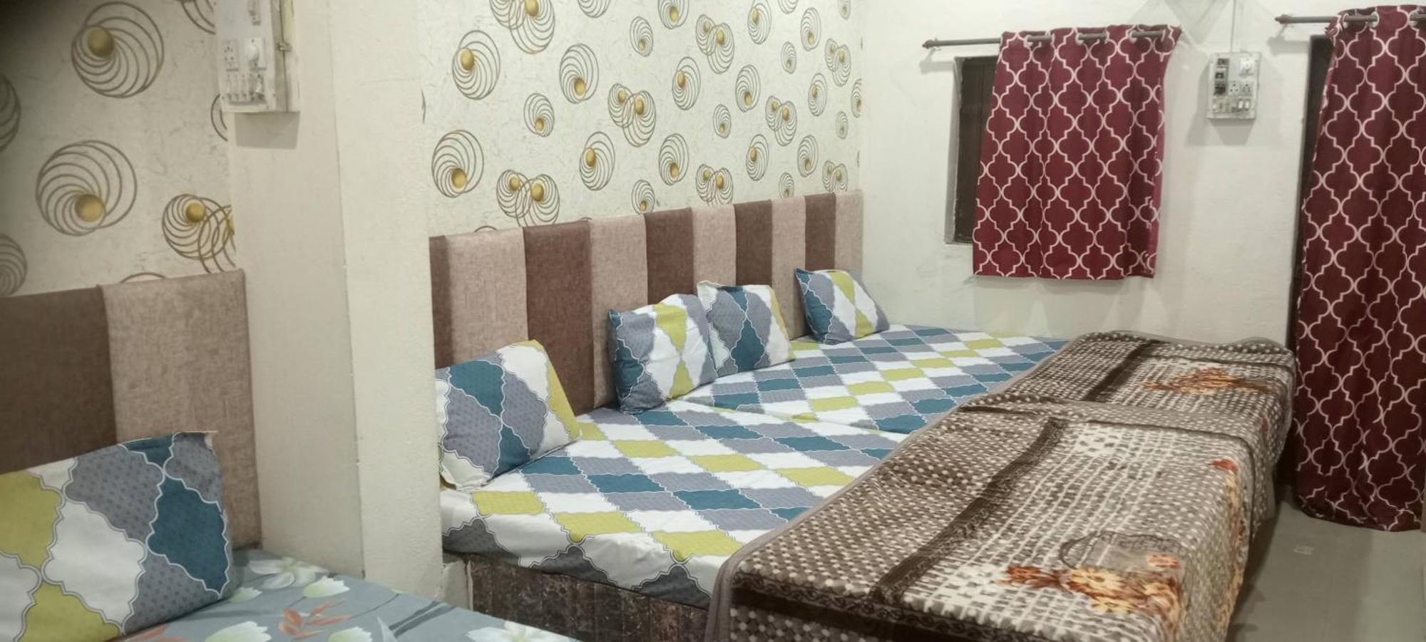 Shree Maya Home Stay Уджайн Стая снимка